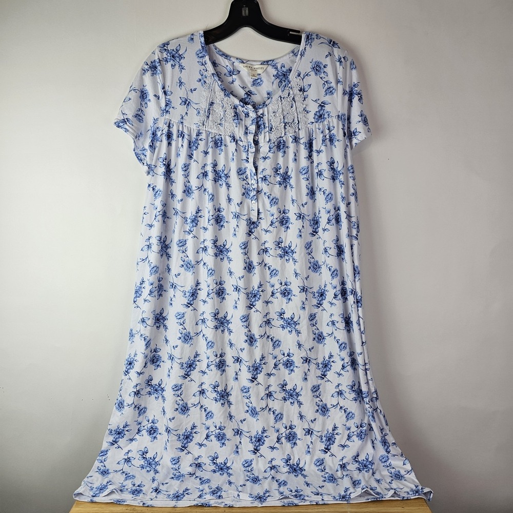 Laura Ashley Womens M Nightgown Blue White Floral Soft Knit Midi Nightgown